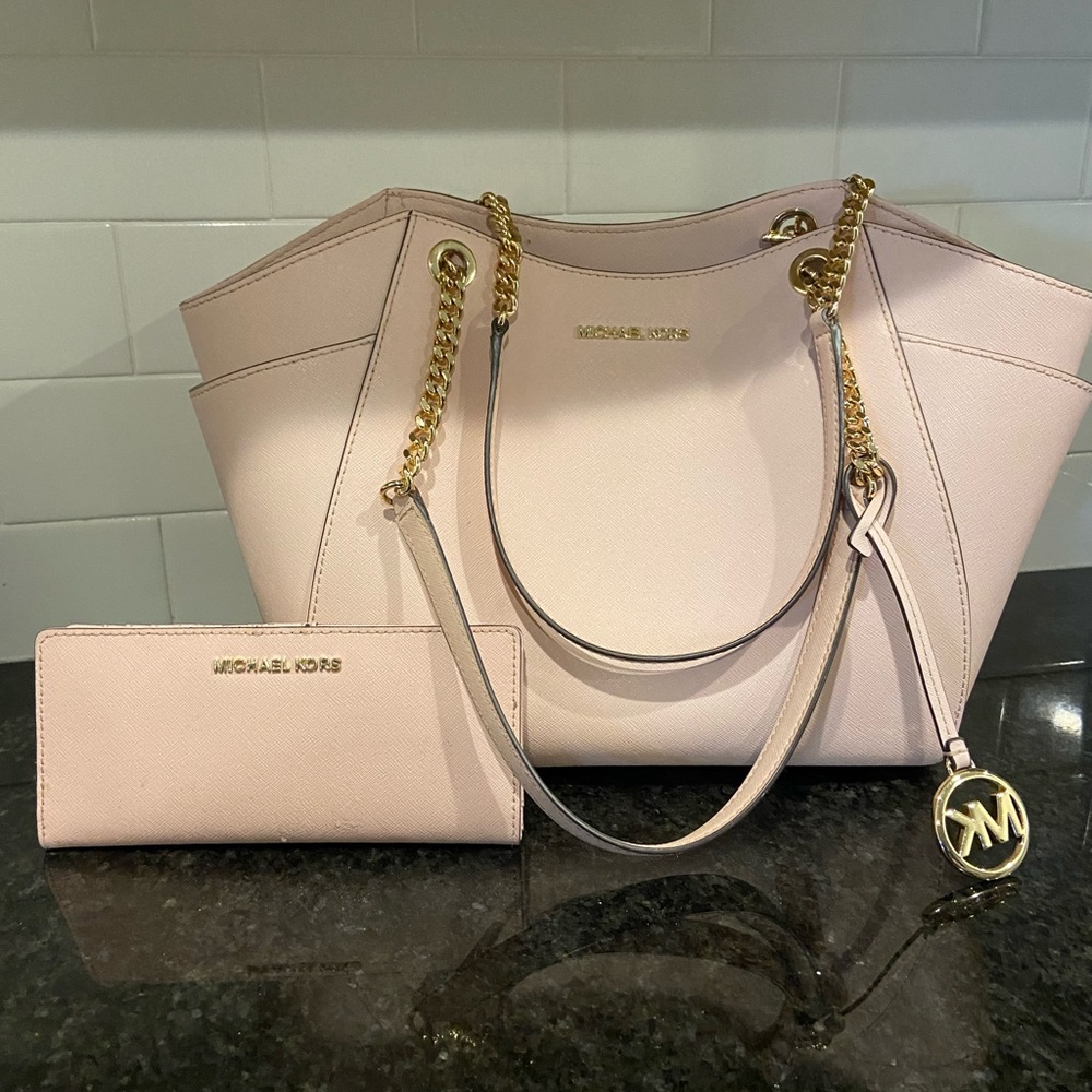 Michael Kors Tote & Wallet